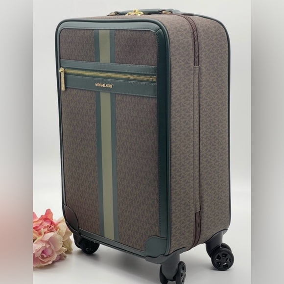 Michael Kors Jet Set Travel Trolley Suitcase - Picture 3 of 12
